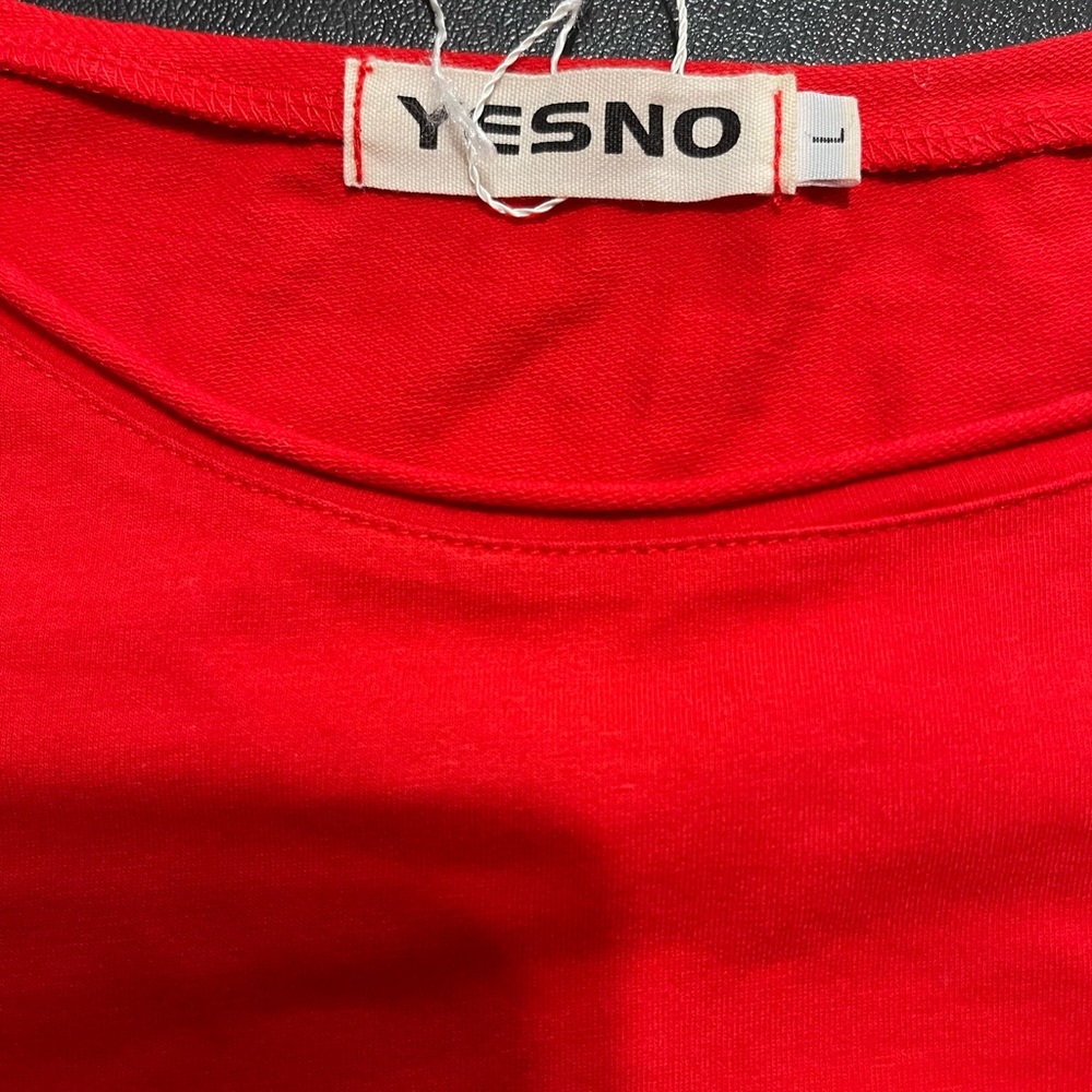 Red yesno shirt size L - Picture 4 of 4